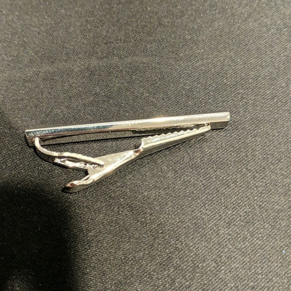Tie bar silver color - Picture 2 of 2